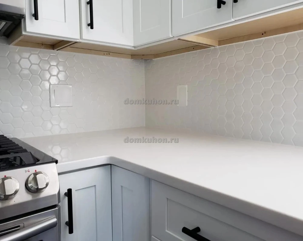 kuhnya_pryamaya_lotos_9